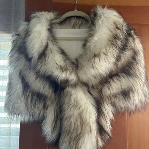 Elegant Faux Fur Stole in Cream and Brown